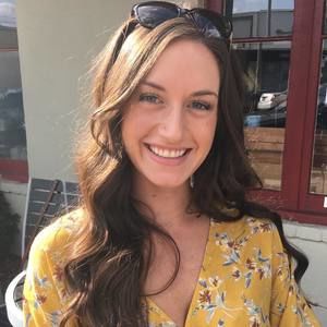 Meet your Posher, Kayla